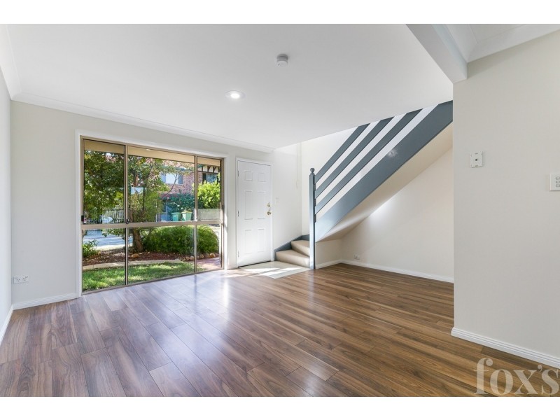 39/75 Brown Street, Labrador QLD 4215