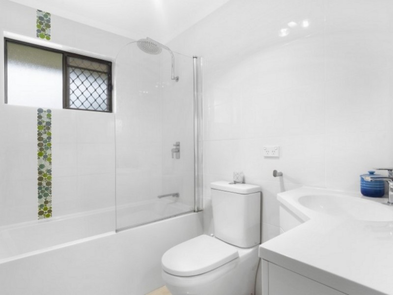 11 Salmon Street, Southport QLD 4215