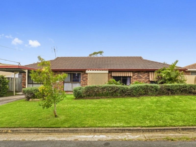 11 Salmon Street, Southport QLD 4215