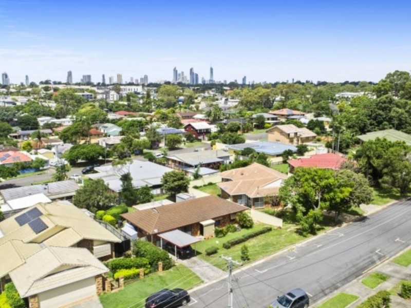 11 Salmon Street, Southport QLD 4215