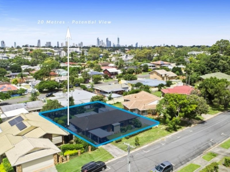 11 Salmon Street, Southport QLD 4215