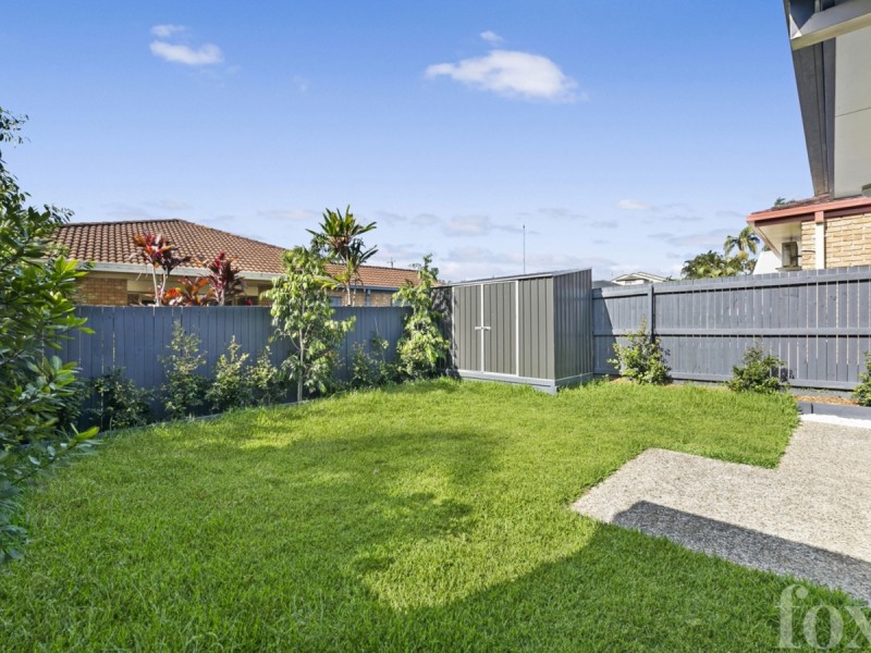2/17 Barton Avenue, Southport QLD 4215