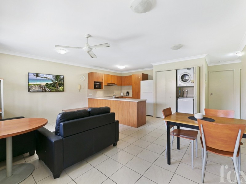 33/7 Brown Street, Labrador QLD 4215