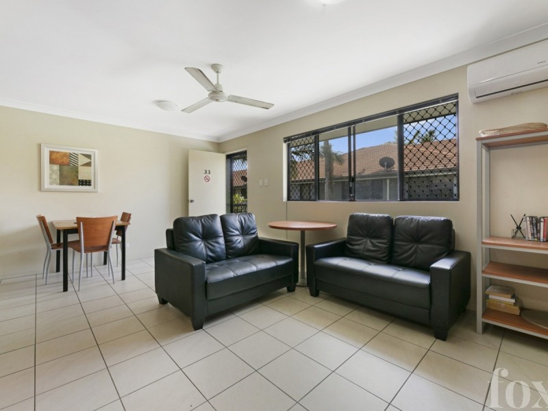 33/7 Brown Street, Labrador QLD 4215