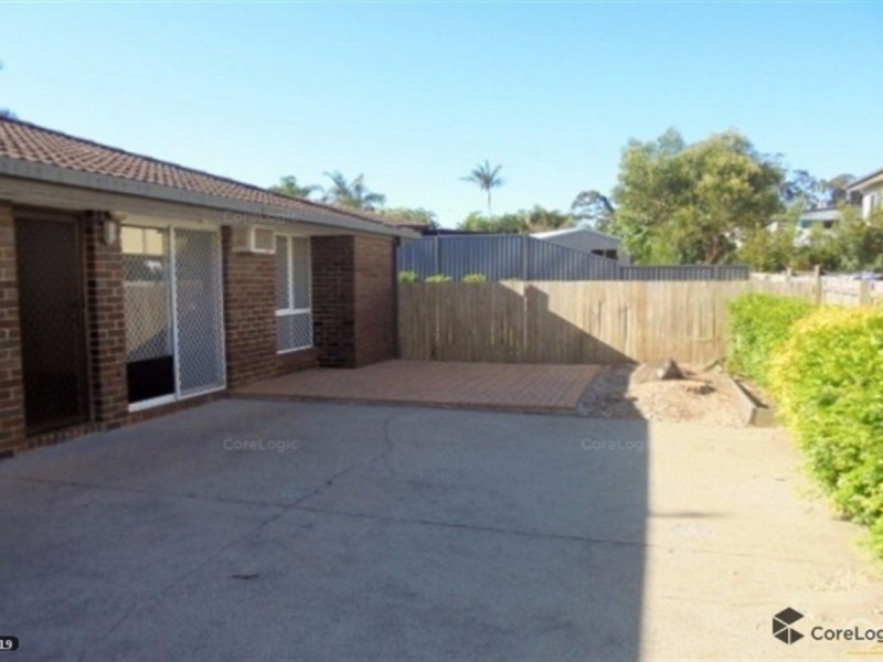 2/183 Central Street, Labrador QLD 4215