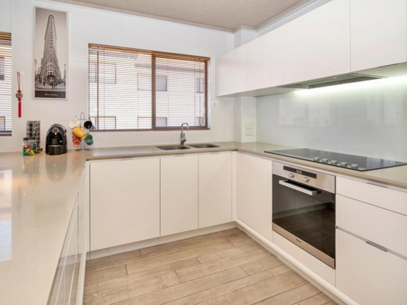 3/29 Lenneberg Street, Southport QLD 4215