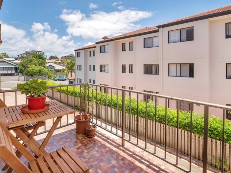 3/29 Lenneberg Street, Southport QLD 4215