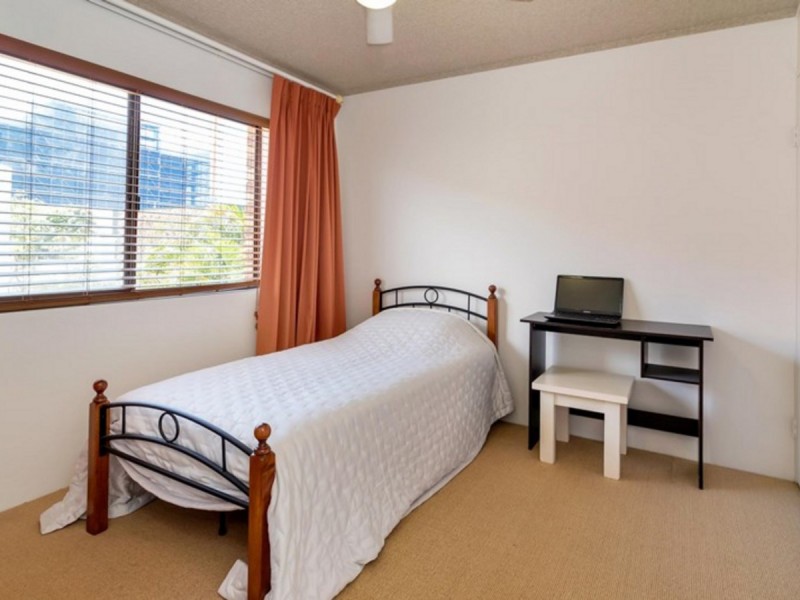 3/29 Lenneberg Street, Southport QLD 4215