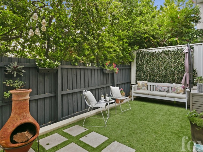 3/2 Ward Street, Southport QLD 4215