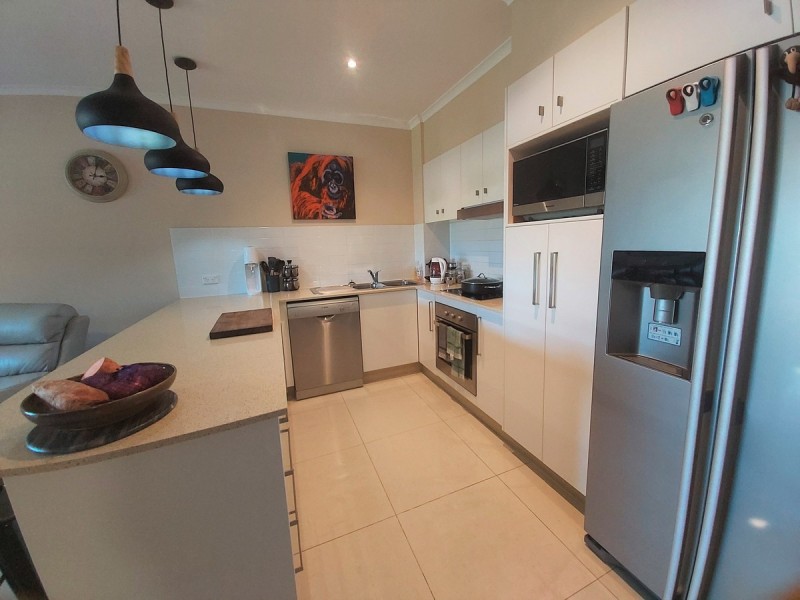 13/24 Parker Street, Labrador QLD 4215