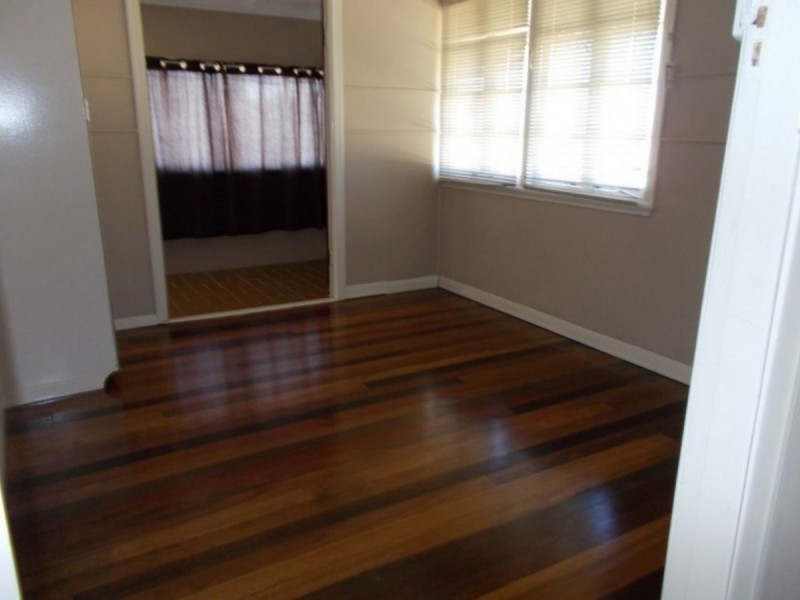 160 Turpin Road, Labrador QLD 4215