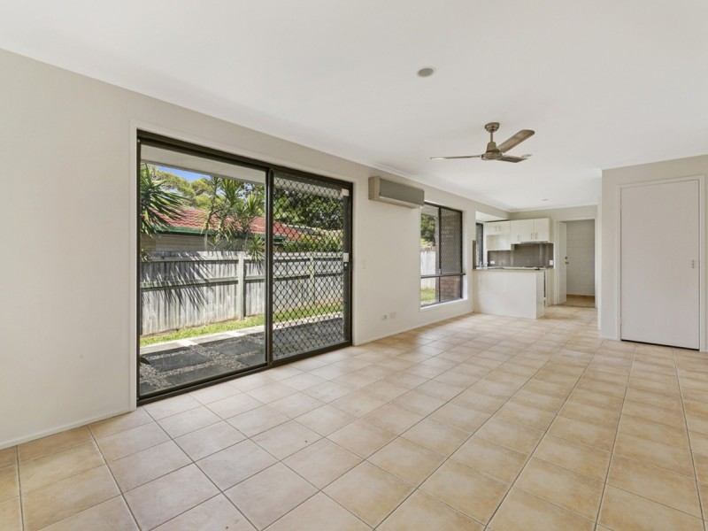 2/100 Botanical Drive, Labrador QLD 4215