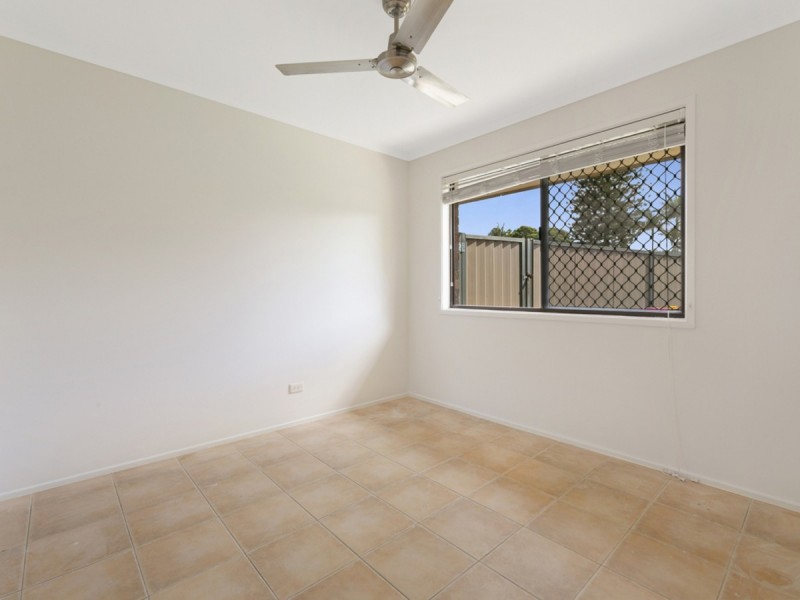 2/100 Botanical Drive, Labrador QLD 4215