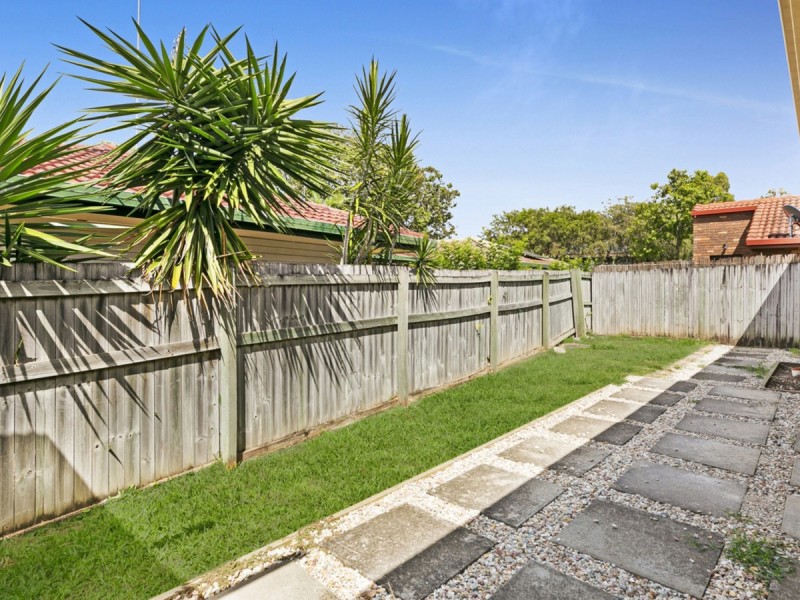 2/100 Botanical Drive, Labrador QLD 4215