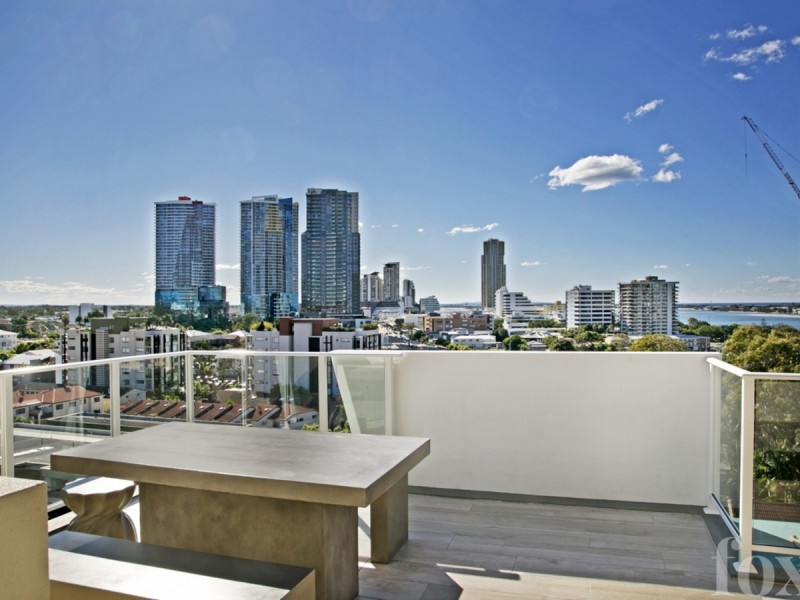 205/8 Meron Street, Southport QLD 4215