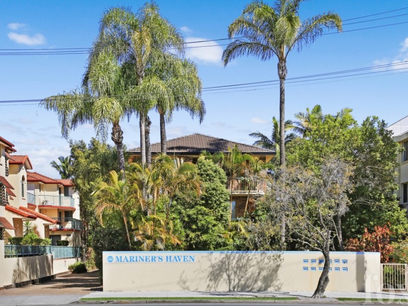 4/144 Marine Parade, Southport QLD 4215