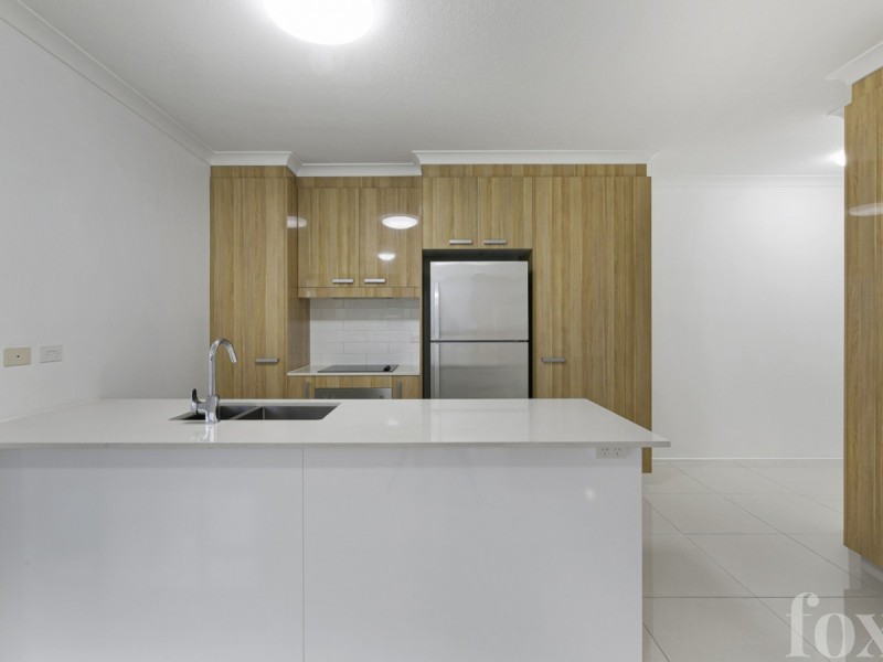 202/133 Scarborough Street, Southport QLD 4215