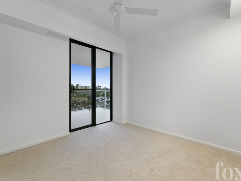 202/133 Scarborough Street, Southport QLD 4215