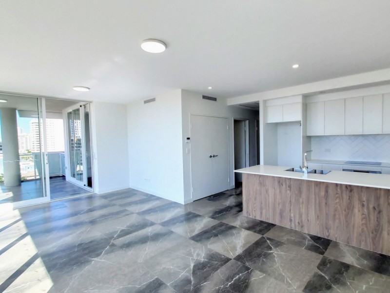 802/8 Meron Street, Southport QLD 4215