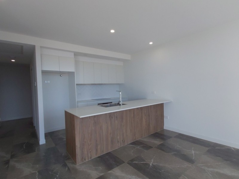 802/8 Meron Street, Southport QLD 4215