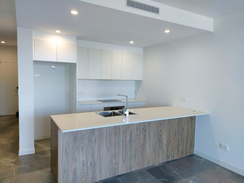 305/4-8 Meron, Southport QLD 4215