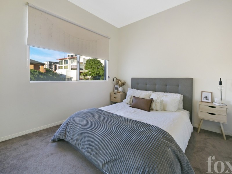 2/6 Rose Street, Southport QLD 4215