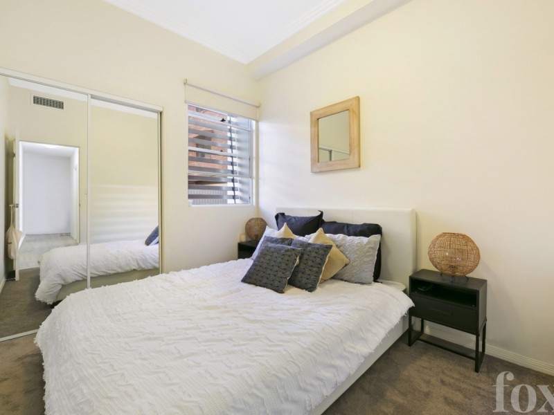 2/6 Rose Street, Southport QLD 4215