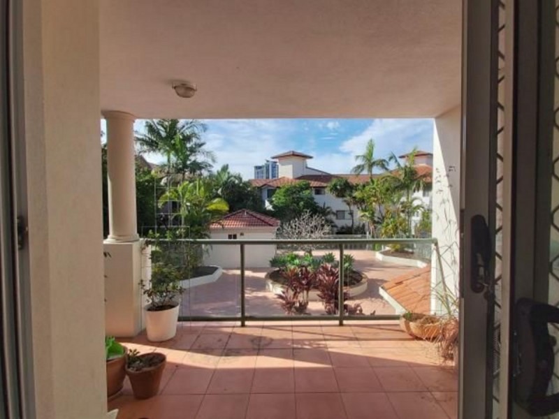 12/7 Johnston Street, Southport QLD 4215