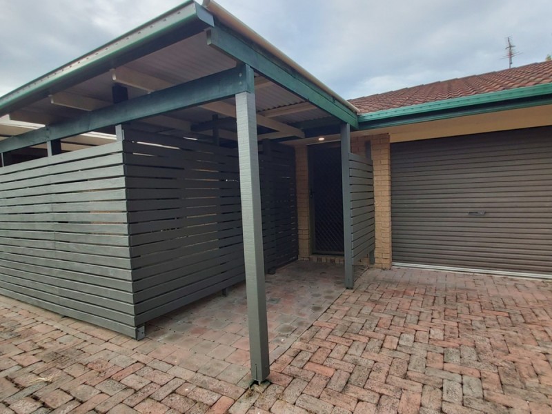 1/27 Morinda Way, Labrador QLD 4215