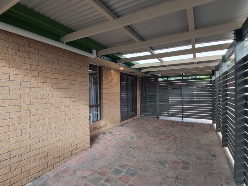 1/27 Morinda Way, Labrador QLD 4215