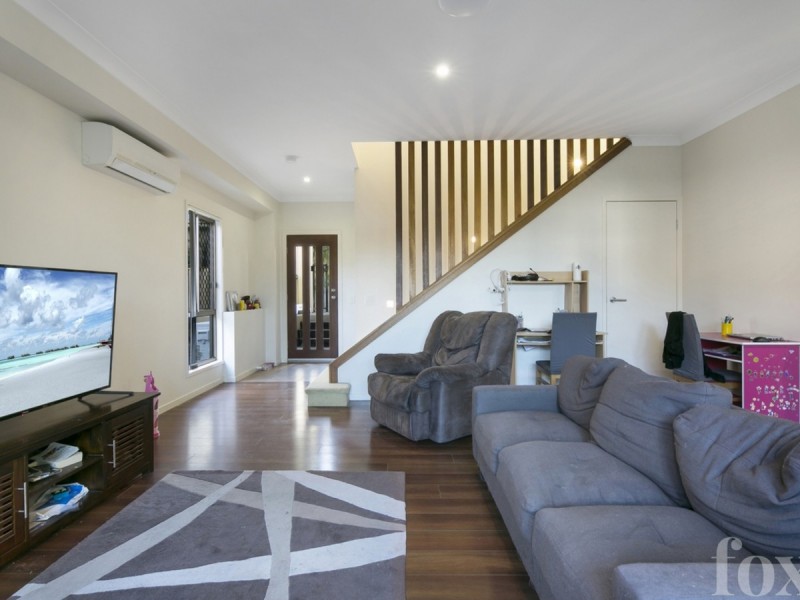 3/18 Fourth Avenue, Labrador QLD 4215