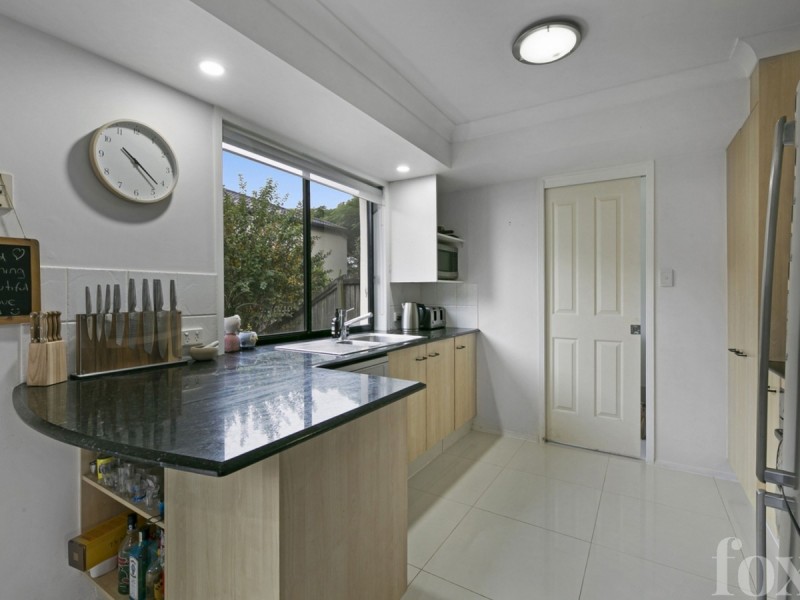 3/127 Eugaree Street, Southport QLD 4215