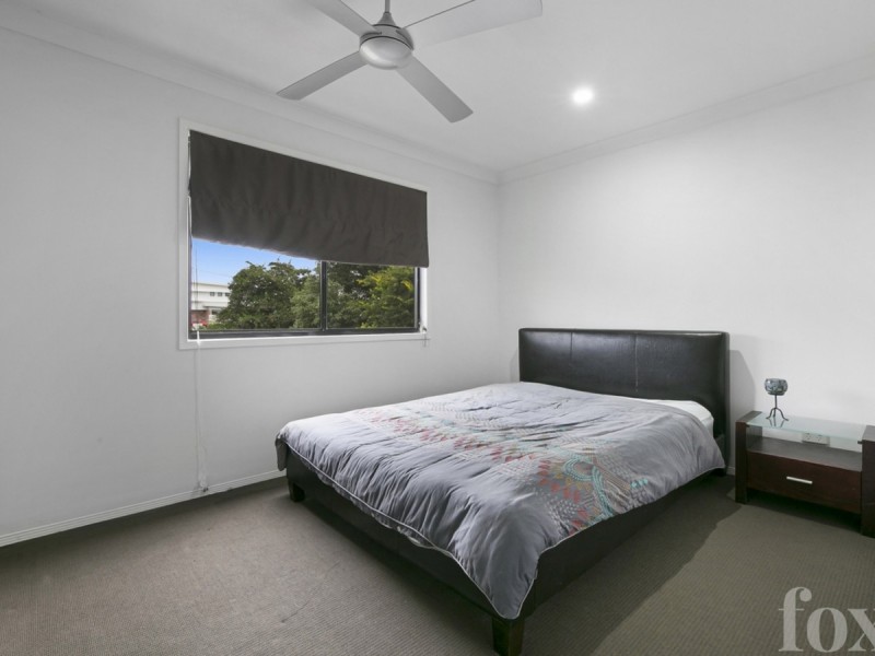 3/127 Eugaree Street, Southport QLD 4215