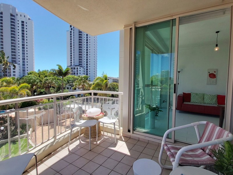 306/46-52 Pacific Street, Main Beach QLD 4217