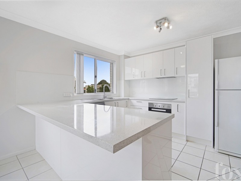 11/5-9 Lloyd Street, Southport QLD 4215