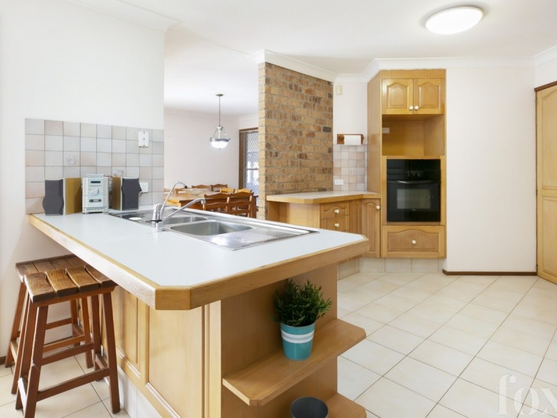 21 Jack Nicklaus Way, Parkwood QLD 4214