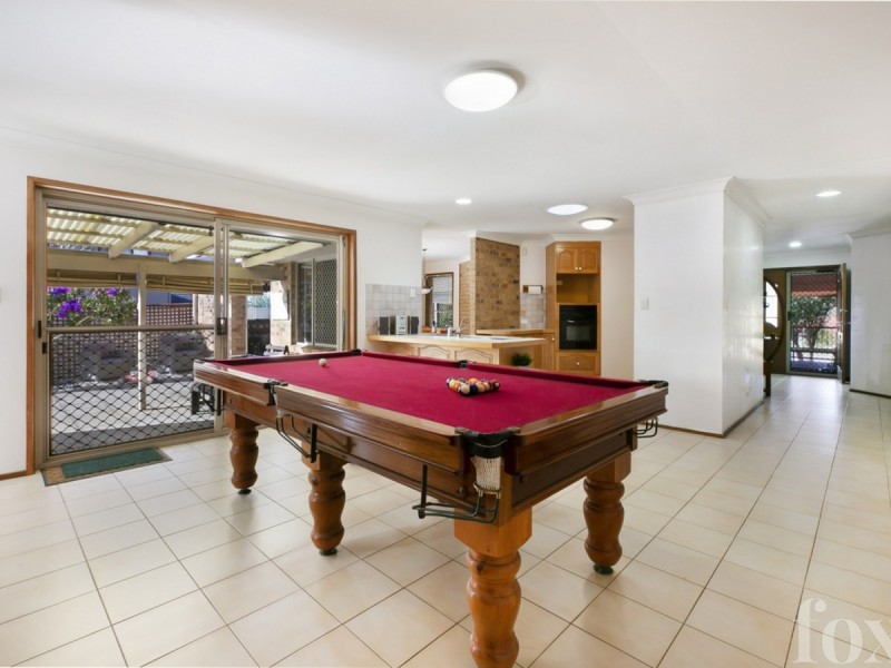 21 Jack Nicklaus Way, Parkwood QLD 4214