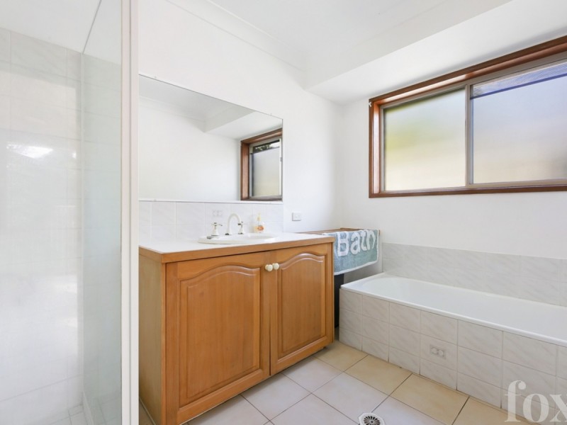 21 Jack Nicklaus Way, Parkwood QLD 4214