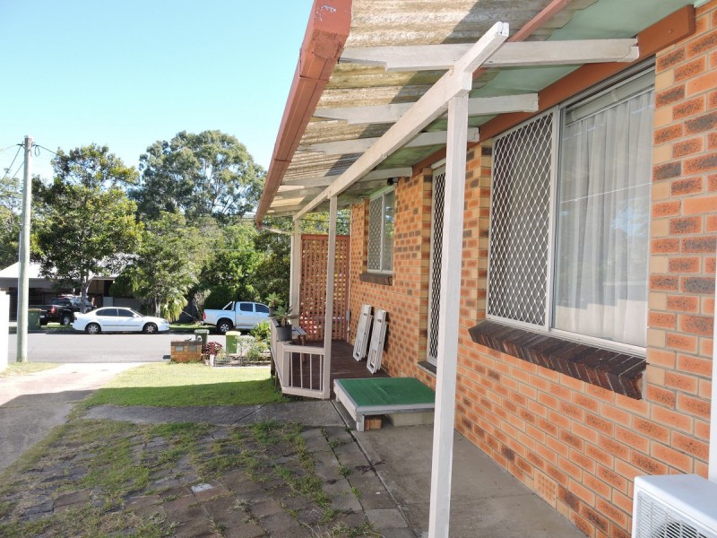 1/37 Terrigal Crescent, Southport QLD 4215