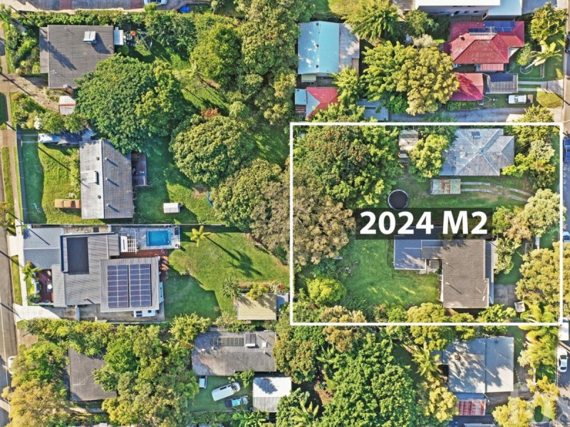 18-20 Harris Street, Labrador QLD 4215