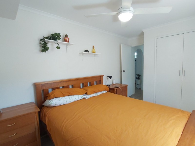 2/20 Botanical Drive, Labrador QLD 4215