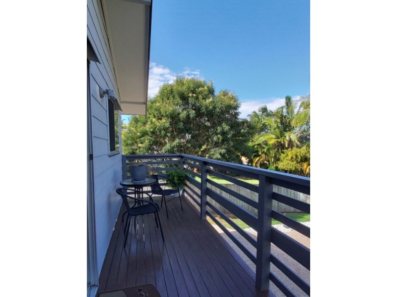 12 Mitchell Avenue, Molendinar QLD 4214