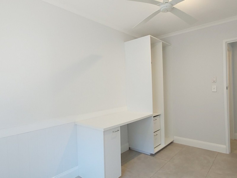 15 Sungold Avenue, Southport QLD 4215