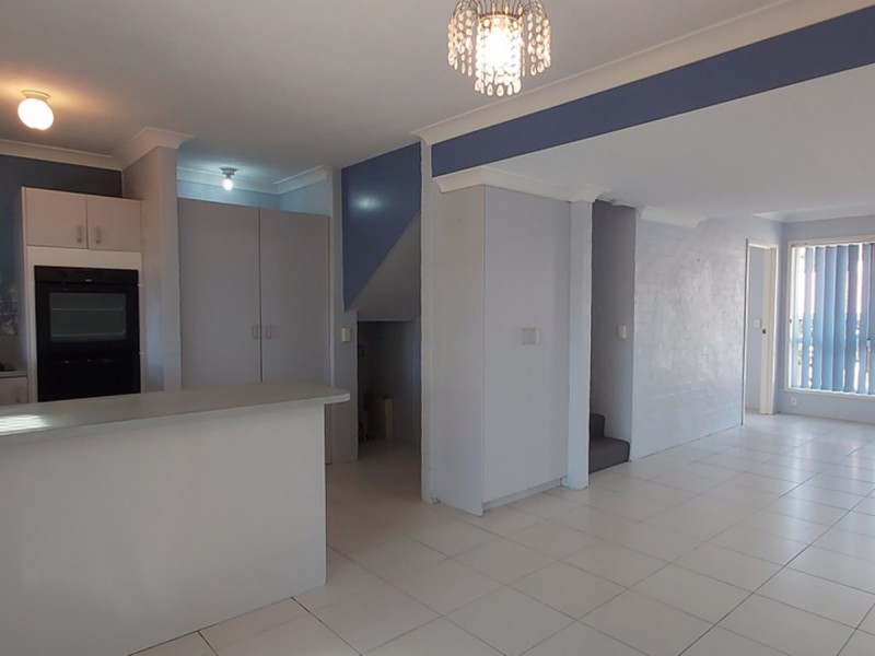 7/13 Brown Street, Labrador QLD 4215