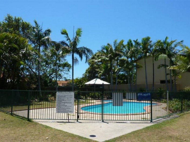 7/13 Brown Street, Labrador QLD 4215