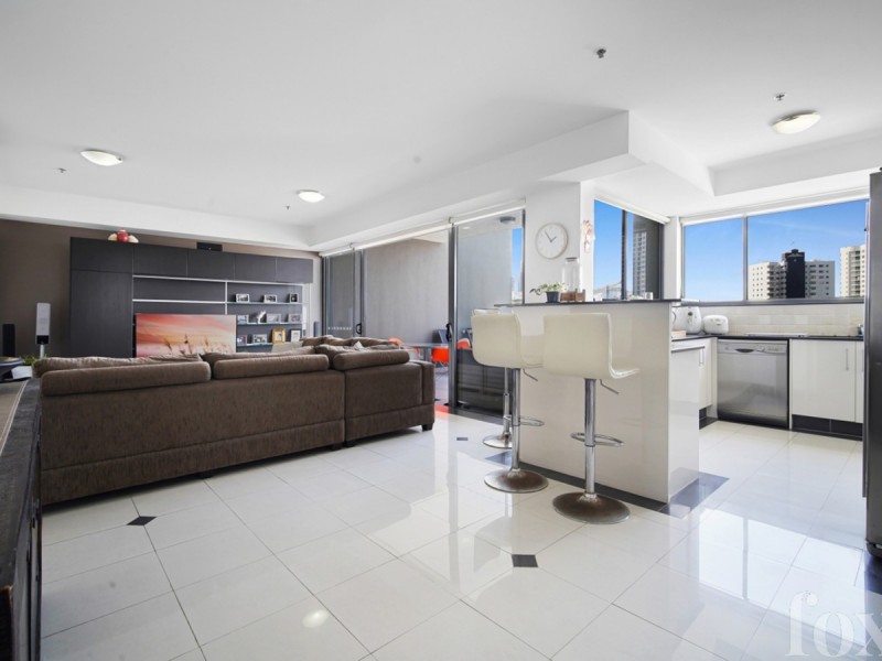 1404/2865 Gold Coast Highway, Surfers Paradise QLD 4217