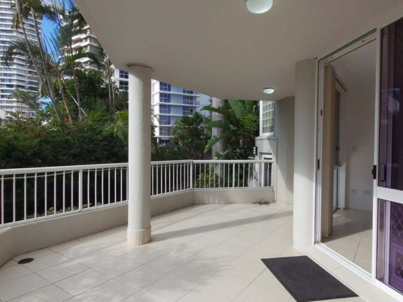1/6 Breaker Street, Main Beach QLD 4217