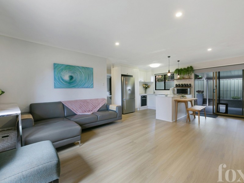 10/21 St Kevins Avenue, Benowa QLD 4217