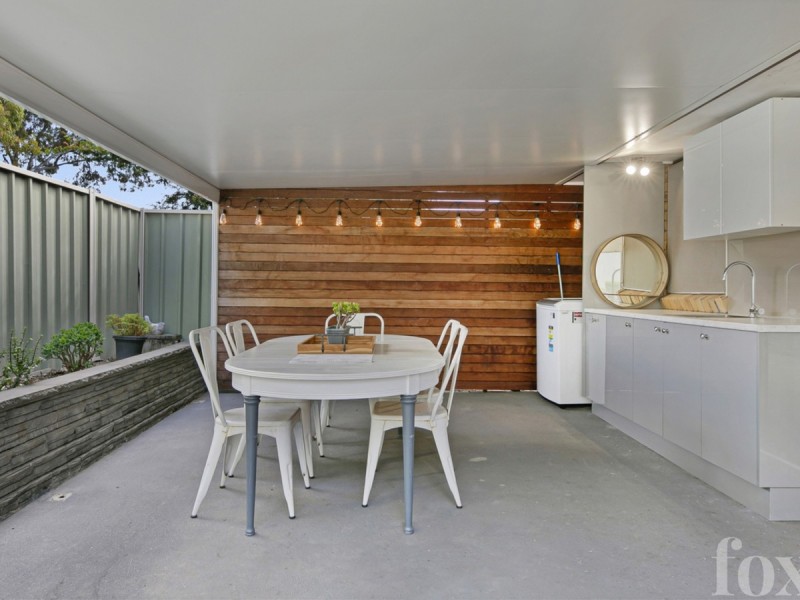 10/21 St Kevins Avenue, Benowa QLD 4217