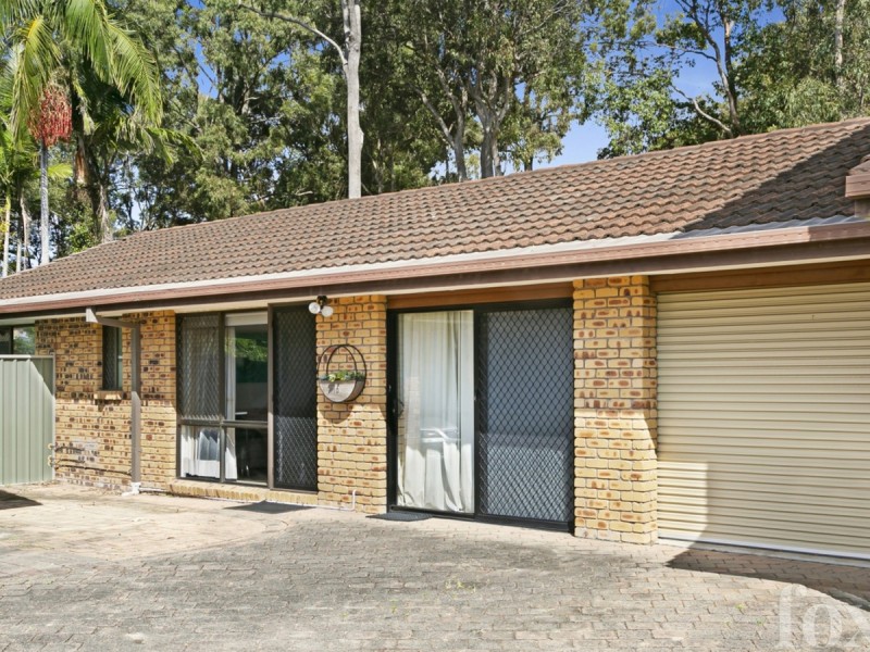 10/21 St Kevins Avenue, Benowa QLD 4217